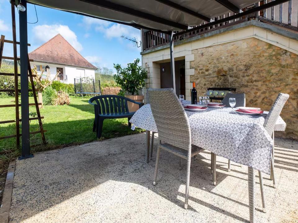 Gite De La Croix Saint Leon sur Vezere Bagian luar foto